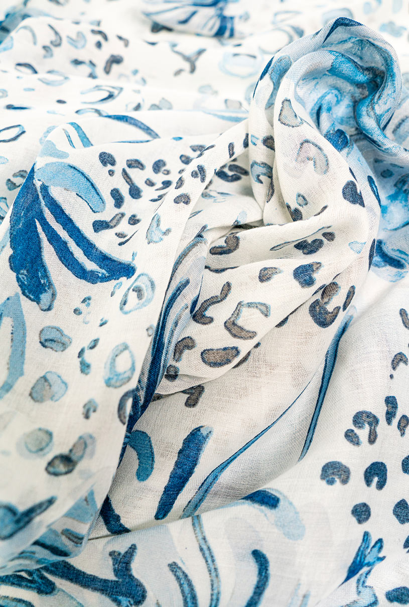 15797 SCARVE