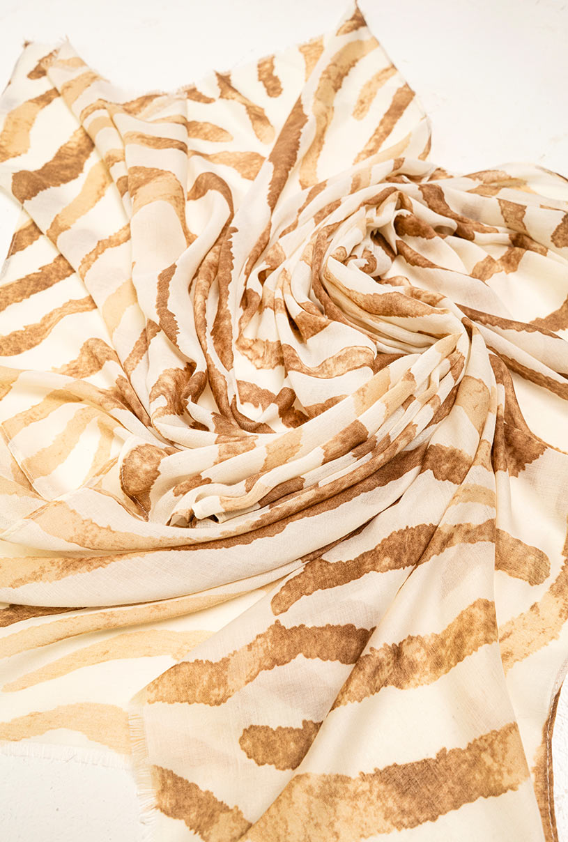 15799 SCARVE