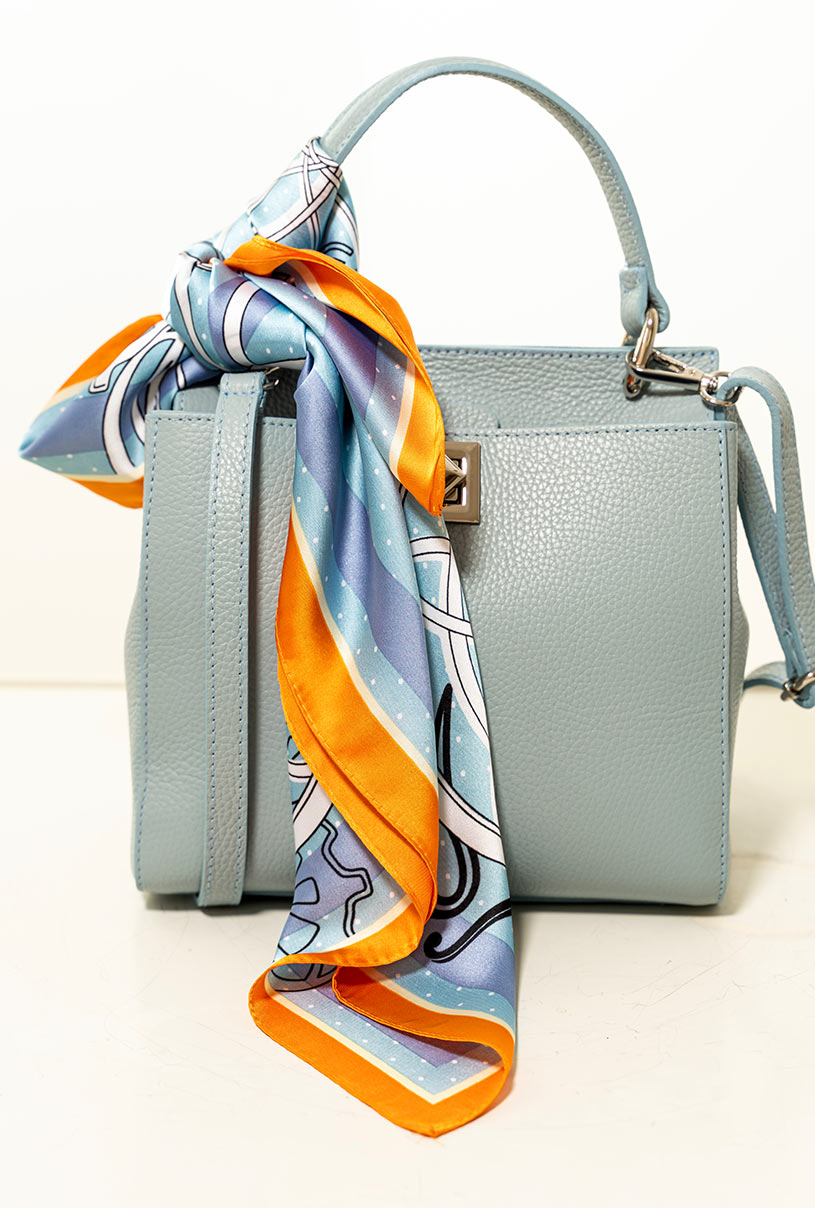 15801 SCARVE