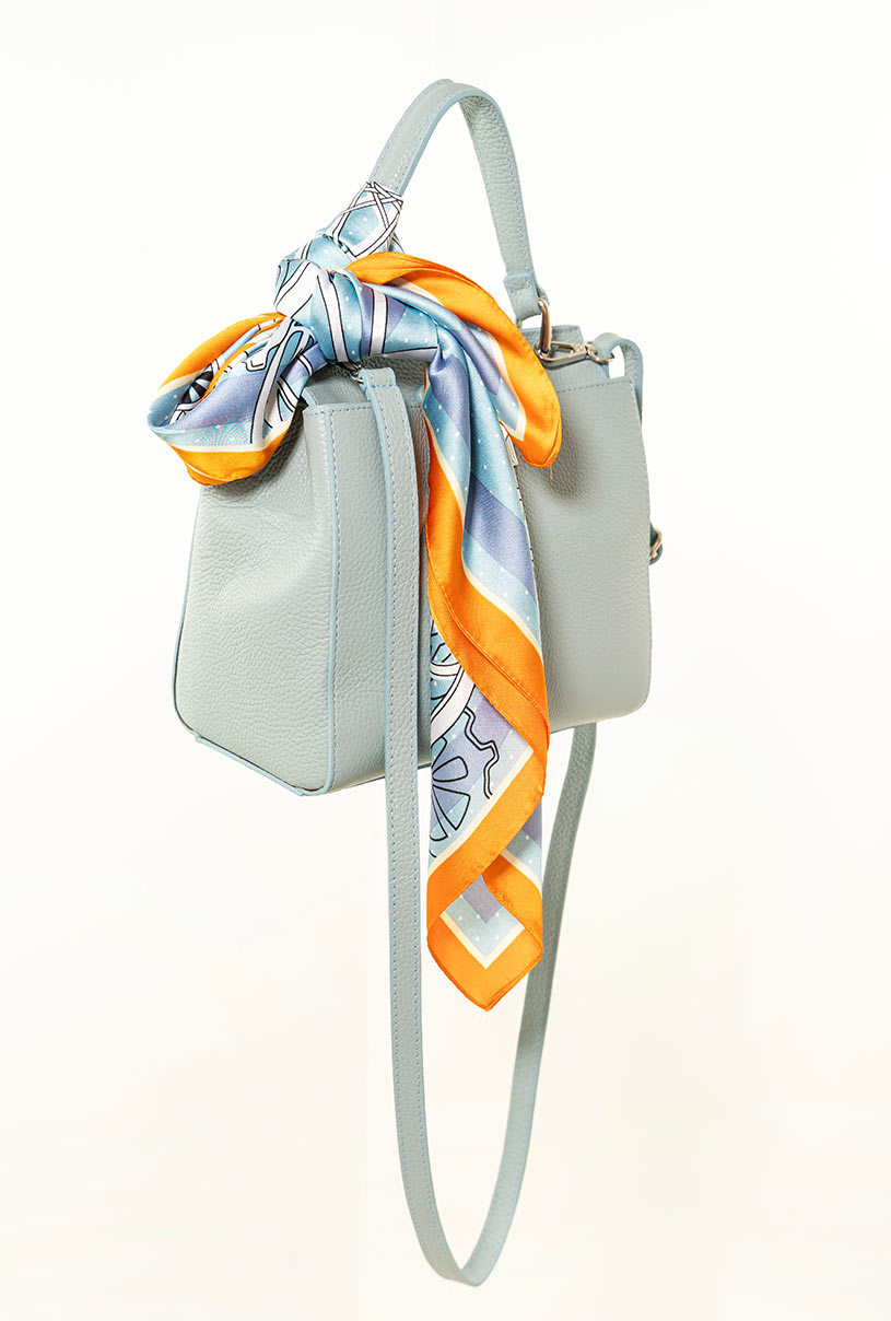 15801 SCARVE