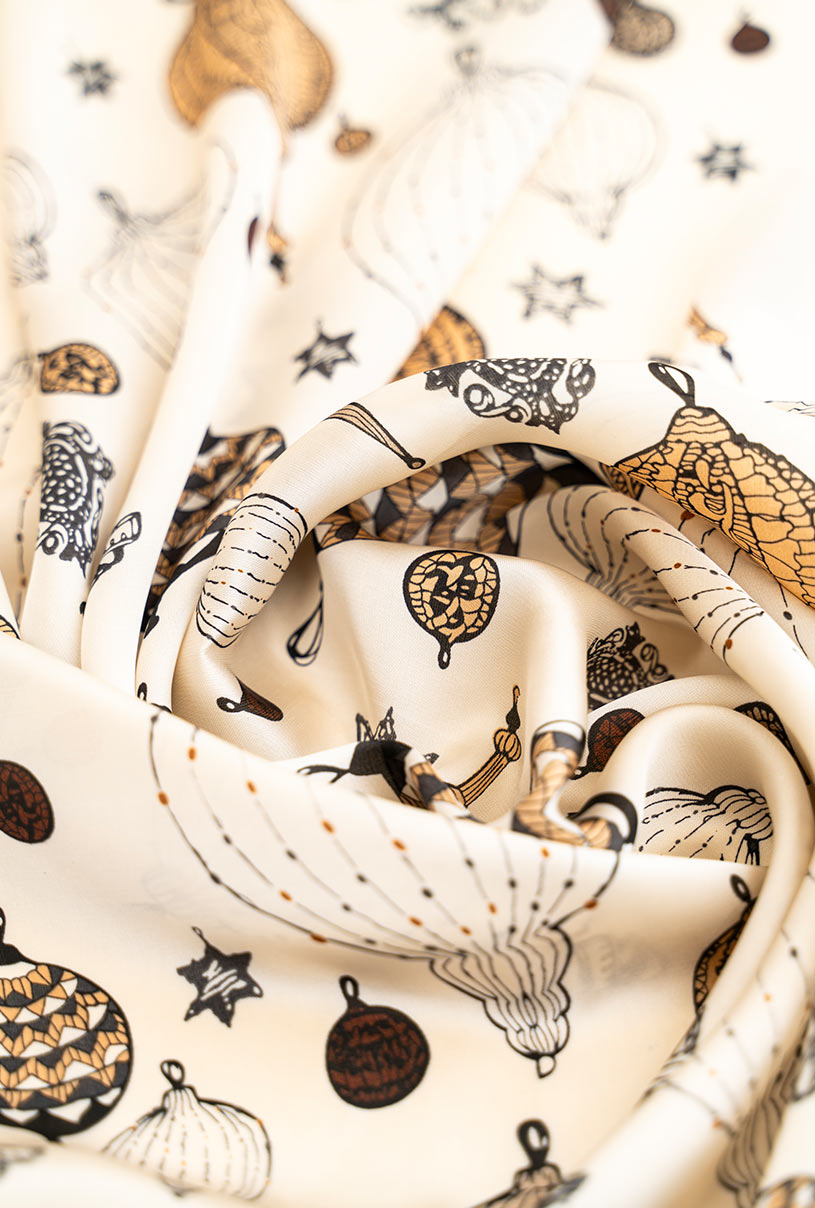 15812 SCARVE