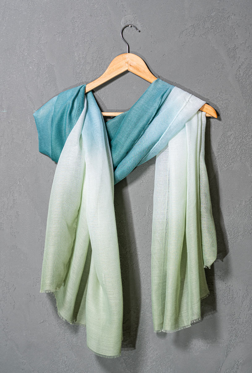 15819 SCARVE