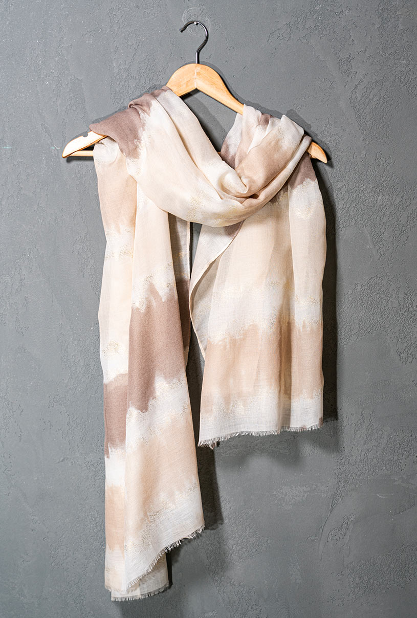 15820 SCARVE