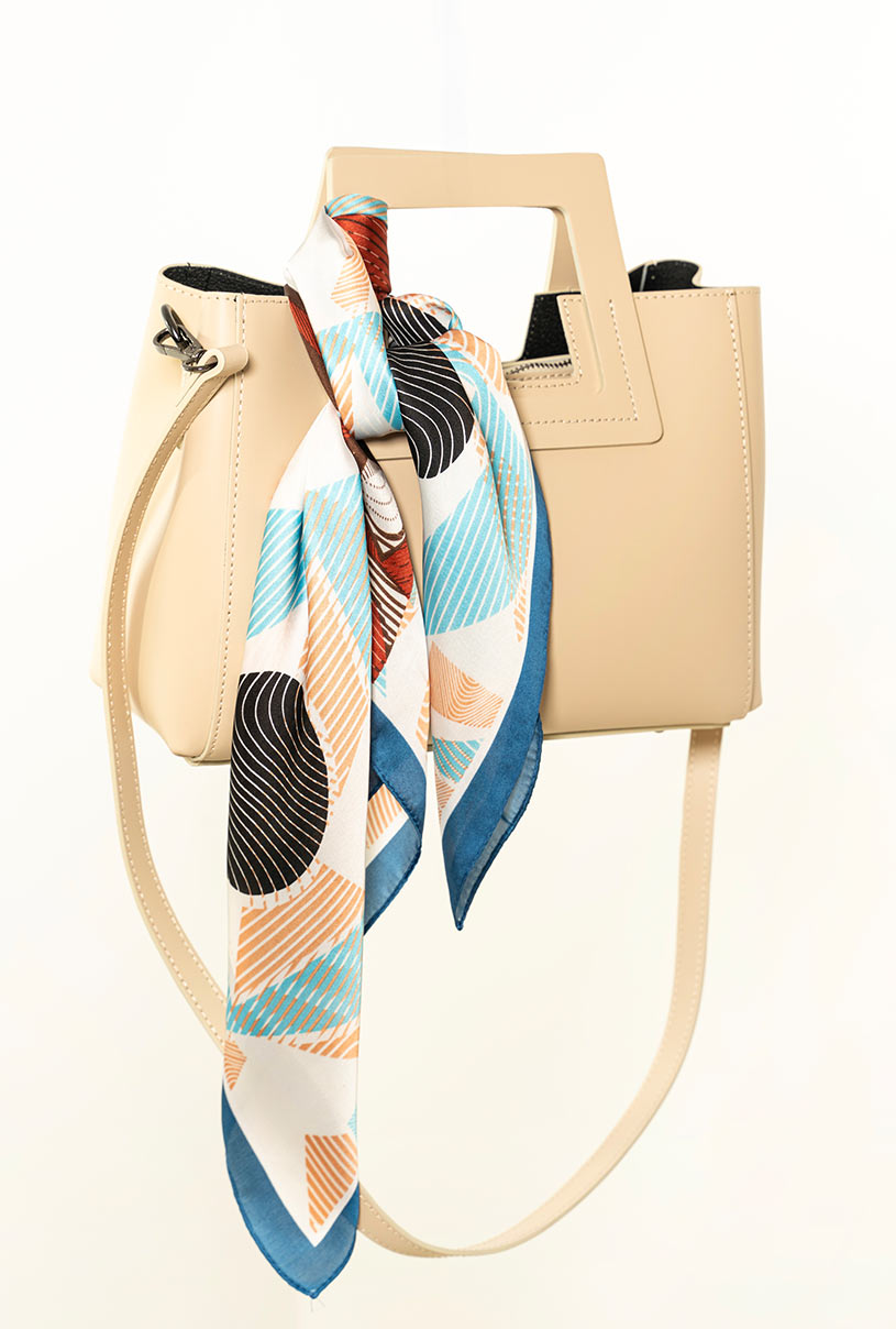 15824 SCARVE