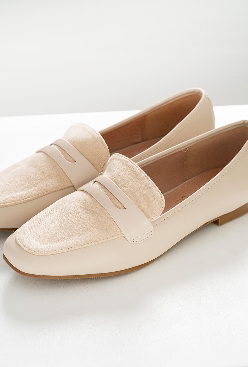 15782 SHOES