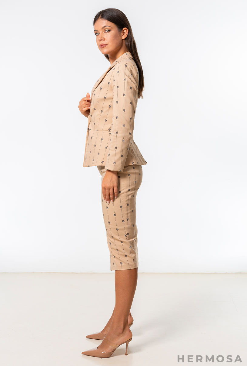 CLAUDIA BLAZER